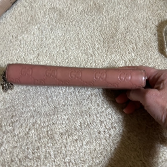 Gucci women’s leather wallet, embossed with Gucci logo - Picture 12 of 15